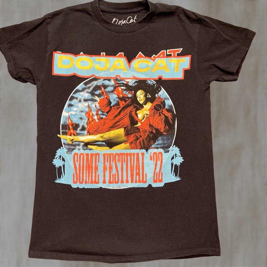 Vintage Doja Cat Shirt T-Shirt Doja Cat Black Coachella 2022 Indio California Summer S Mens Boys Womens Unisex Adults Cat Festival Summer Shirt Size US S / EU 44-46 / 1 - 1 Thumbnail