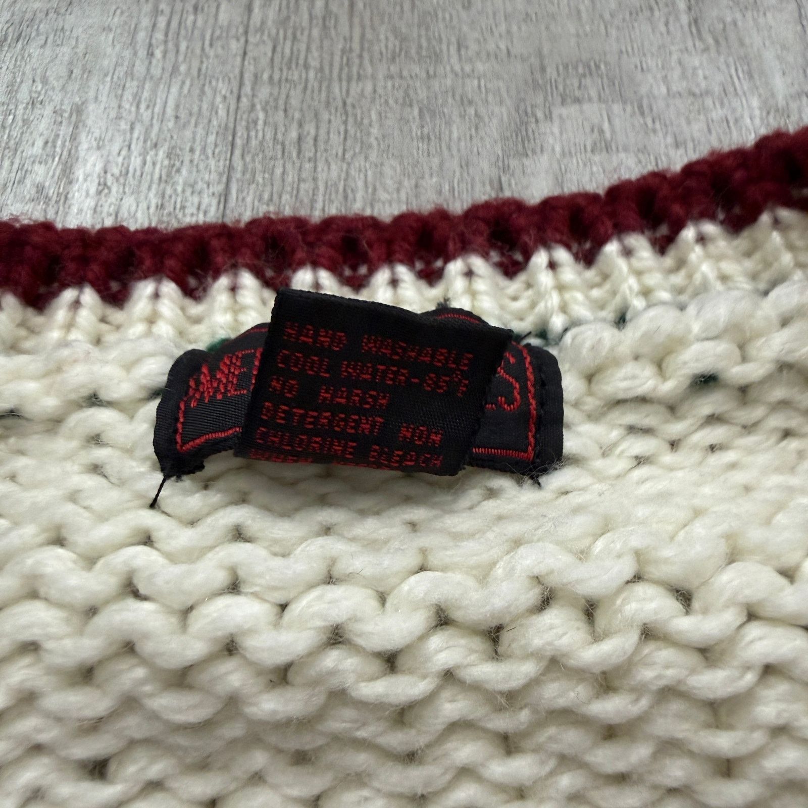 Vintage Vintage Memphis Jones Cardigan Sweater Size Medium Cream Size M / US 6-8 / IT 42-44 - 7 Thumbnail