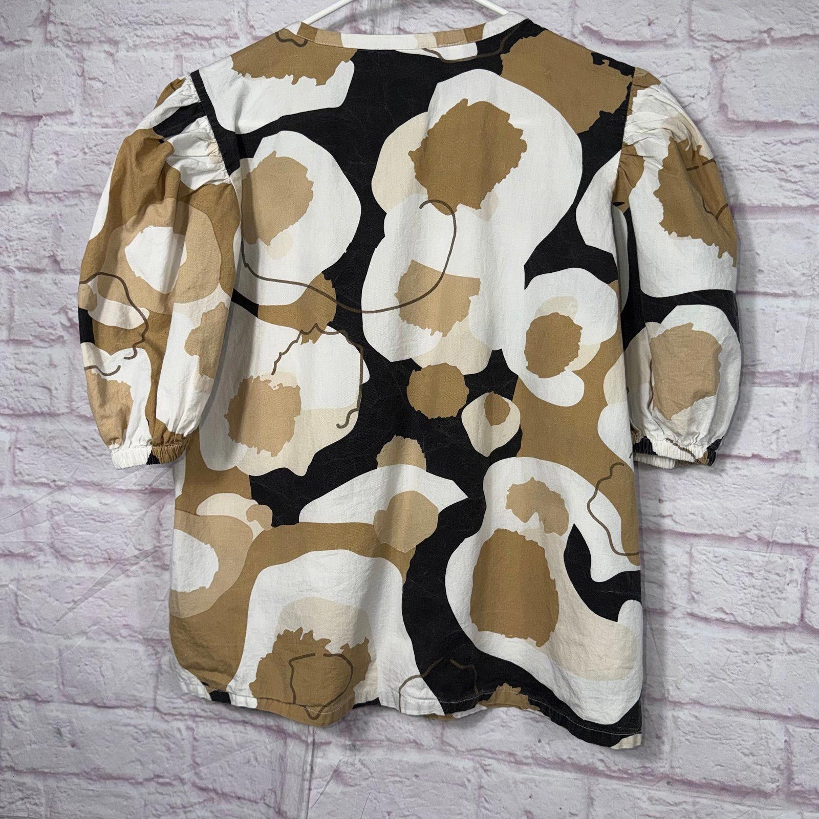 Other Emily McCarthy Floral Button-Up Blouse Size ONE SIZE - 6 Thumbnail