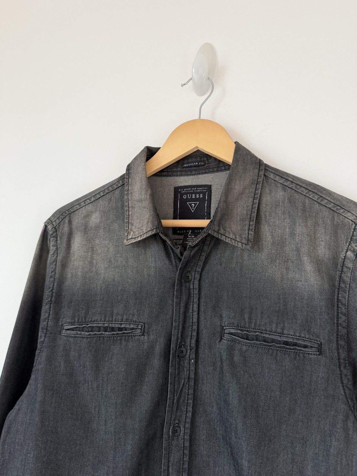 Guess Guess Black Washed Denim Button Up Shirt Men’s Medium Slim Size US M / EU 48-50 / 2 - 4 Thumbnail