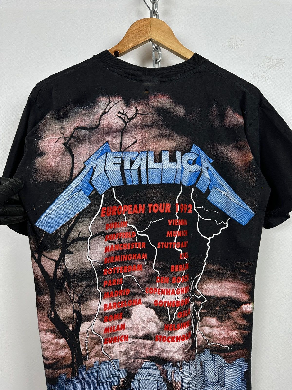 Band Tees 1992 Vintage Metallica All Over Print European Tour T-Shirt Size US M / EU 48-50 / 2 - 16 Thumbnail