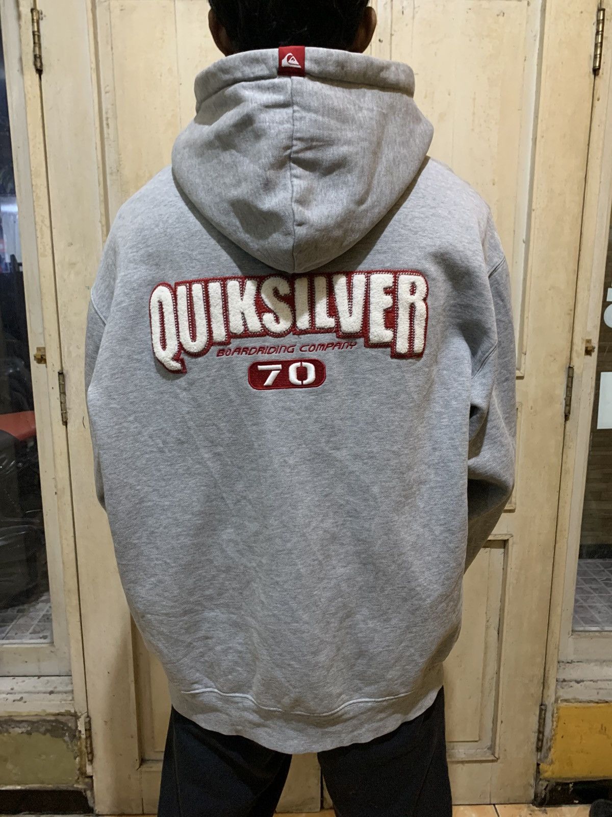 Quiksilver 9 PCS VINTAGE QUIKSILVER HOODIE Size US L / EU 52-54 / 3 - 4 Thumbnail