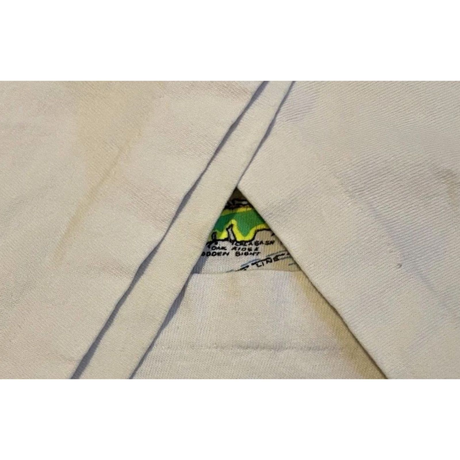 Vintage VINTAGE Honduras Islands Shirt S Mens White Boxy 90s Surf Beach Grunge Faded Ocean Pacific TF Hawaii Ocean Size US S / EU 44-46 / 1 - 3 Thumbnail