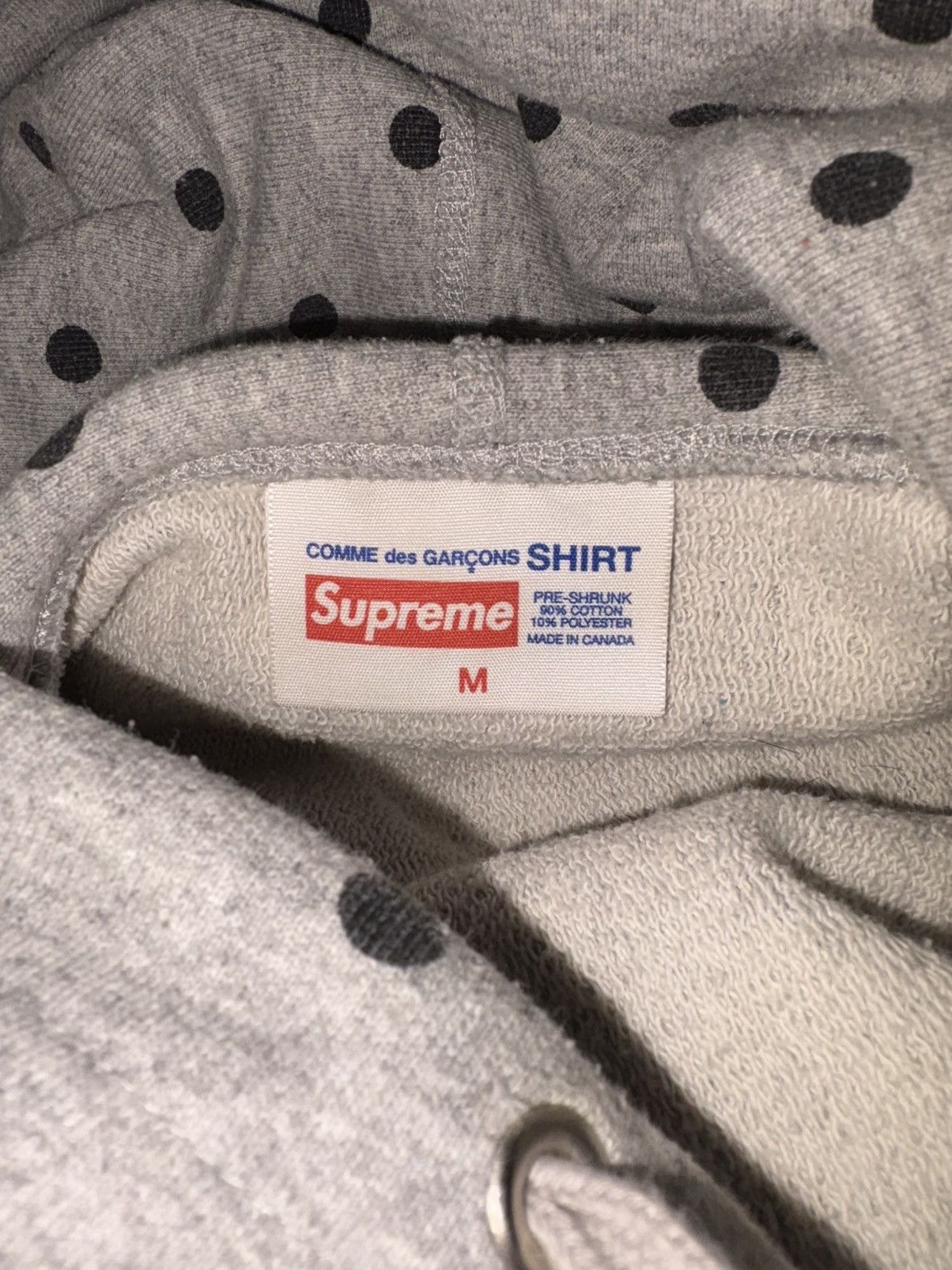 Supreme grey supreme cdg polka dot box logo Size US M / EU 48-50 / 2 - 3 Thumbnail