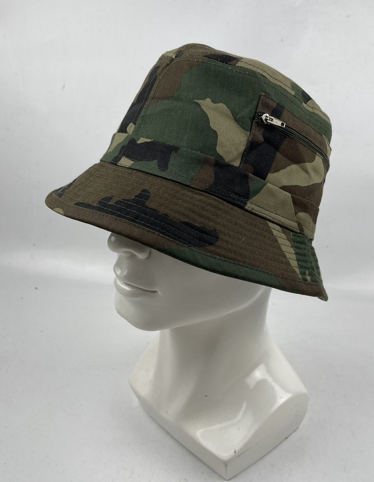 Japanese Brand × Vintage vintage camo bucket hat tc40 Size ONE SIZE - 1 Thumbnail