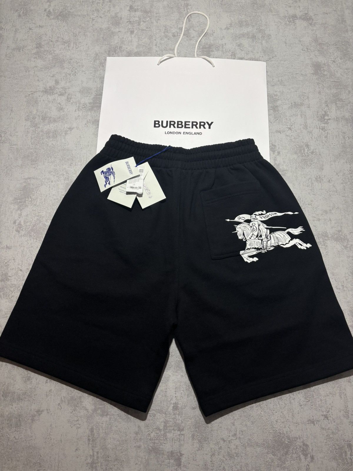 Burberry Short en coton Burberry EKD coupe droite noir - Taille L Size US 34 / EU 50 - 1 Thumbnail