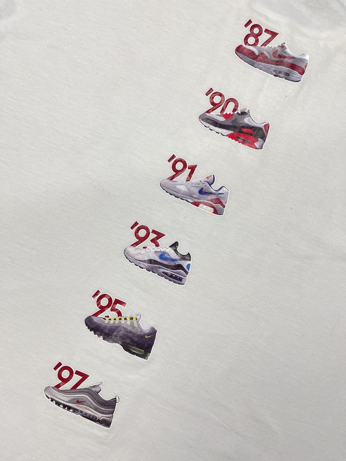 Nike Vintage Nike Air Max White T Shirt Archive Sneakers Y2K TN Size US XL / EU 56 / 4 - 5 Thumbnail