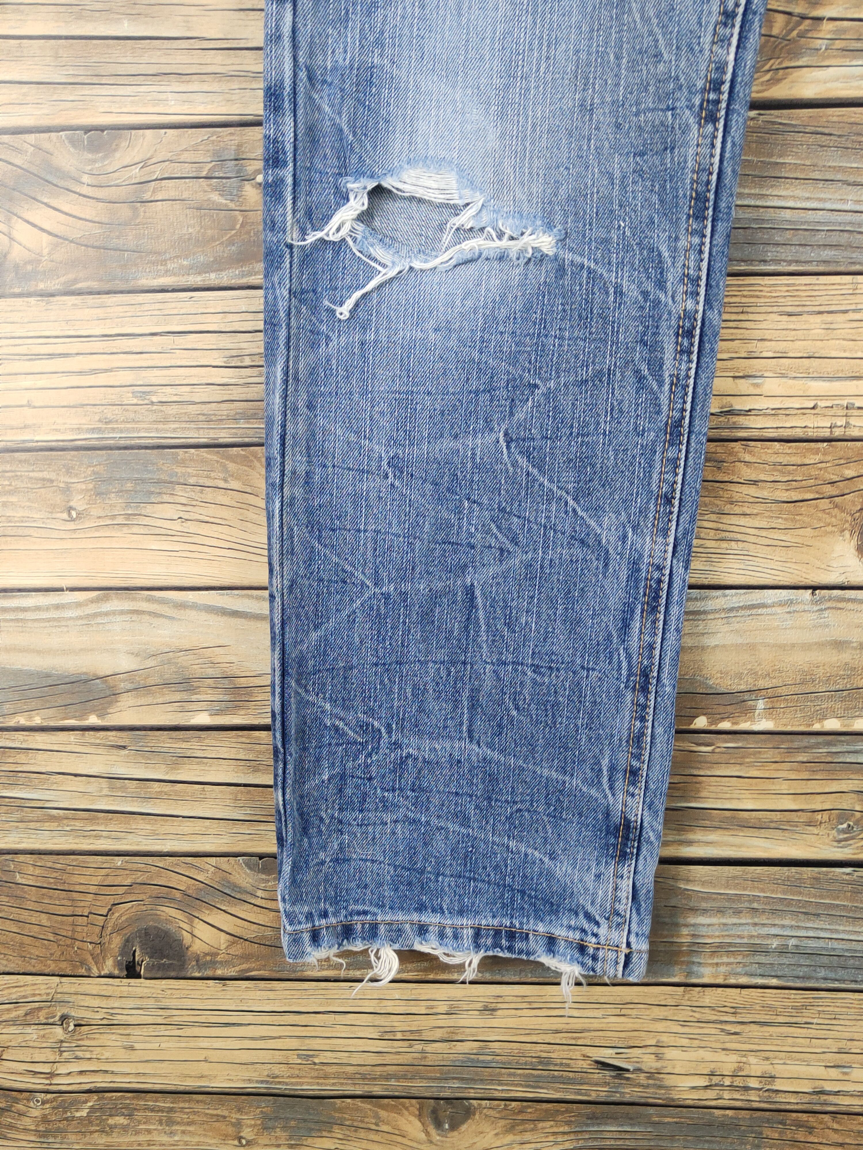 Japanese Brand Japanese Brand Dark Blue Distressed Ripped Jeans #W1697 Size US 34 / EU 50 - 4 Thumbnail