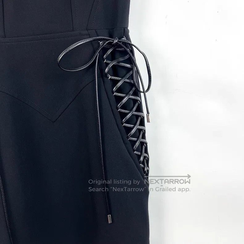 Louis Vuitton Louis Vuitton Black lace-up detail zipper A-line short sle Size XXS / US 00 / IT 34 - 4 Thumbnail