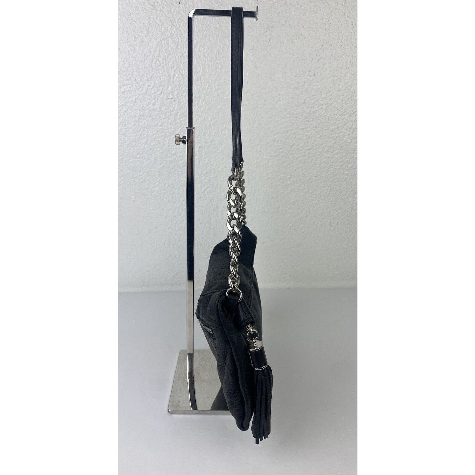 Michael Kors Michael Kors Weston Pebbled Black Leather Foldover purse Size ONE SIZE - 7 Thumbnail