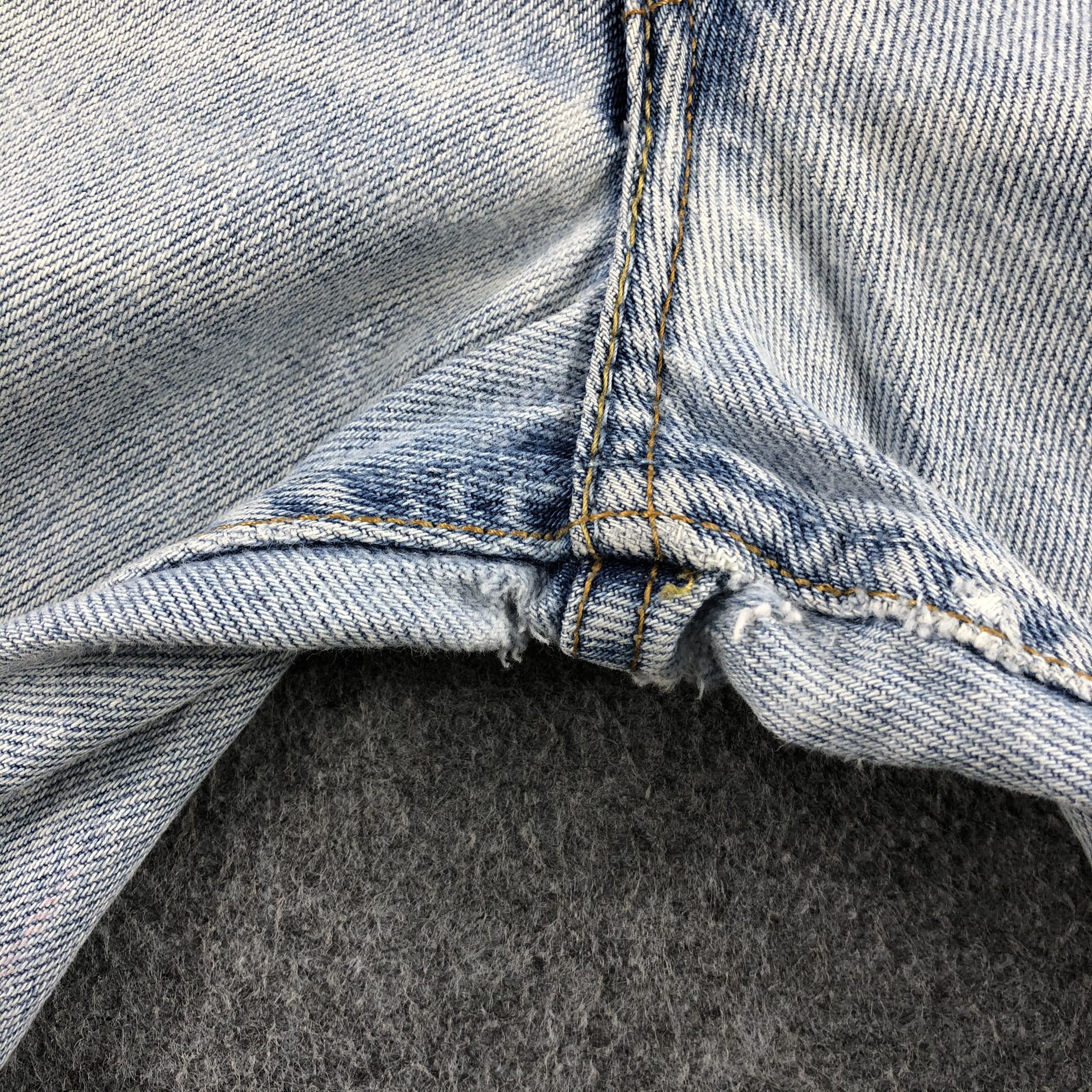 Levi's Vintage Light Wash Levis 550 Jeans-J1486 Size US 32 / EU 48 - 10 Thumbnail