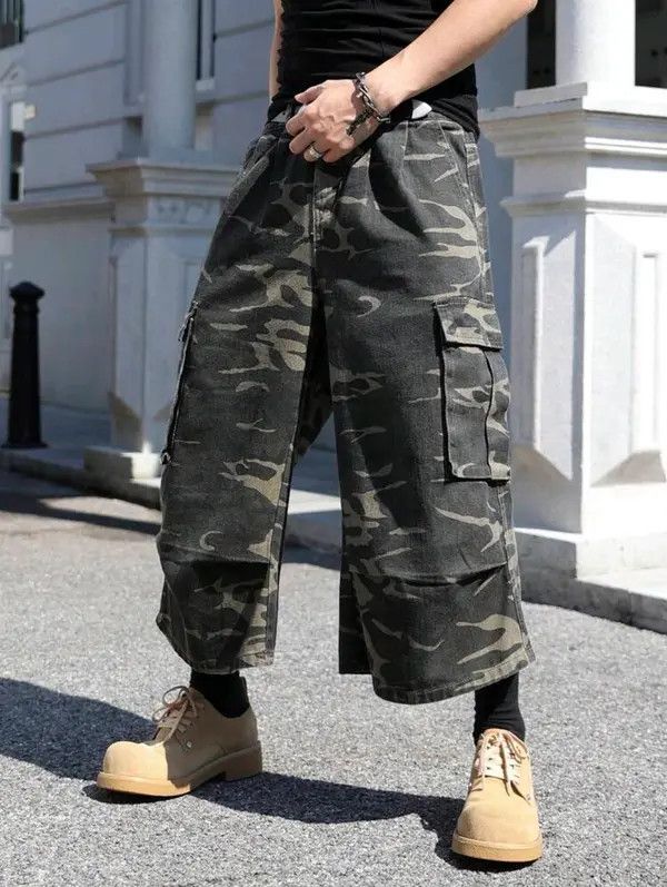 VIBE Casual Camo Denim Cargo Shorts Size US 32 / EU 48 - 7 Thumbnail