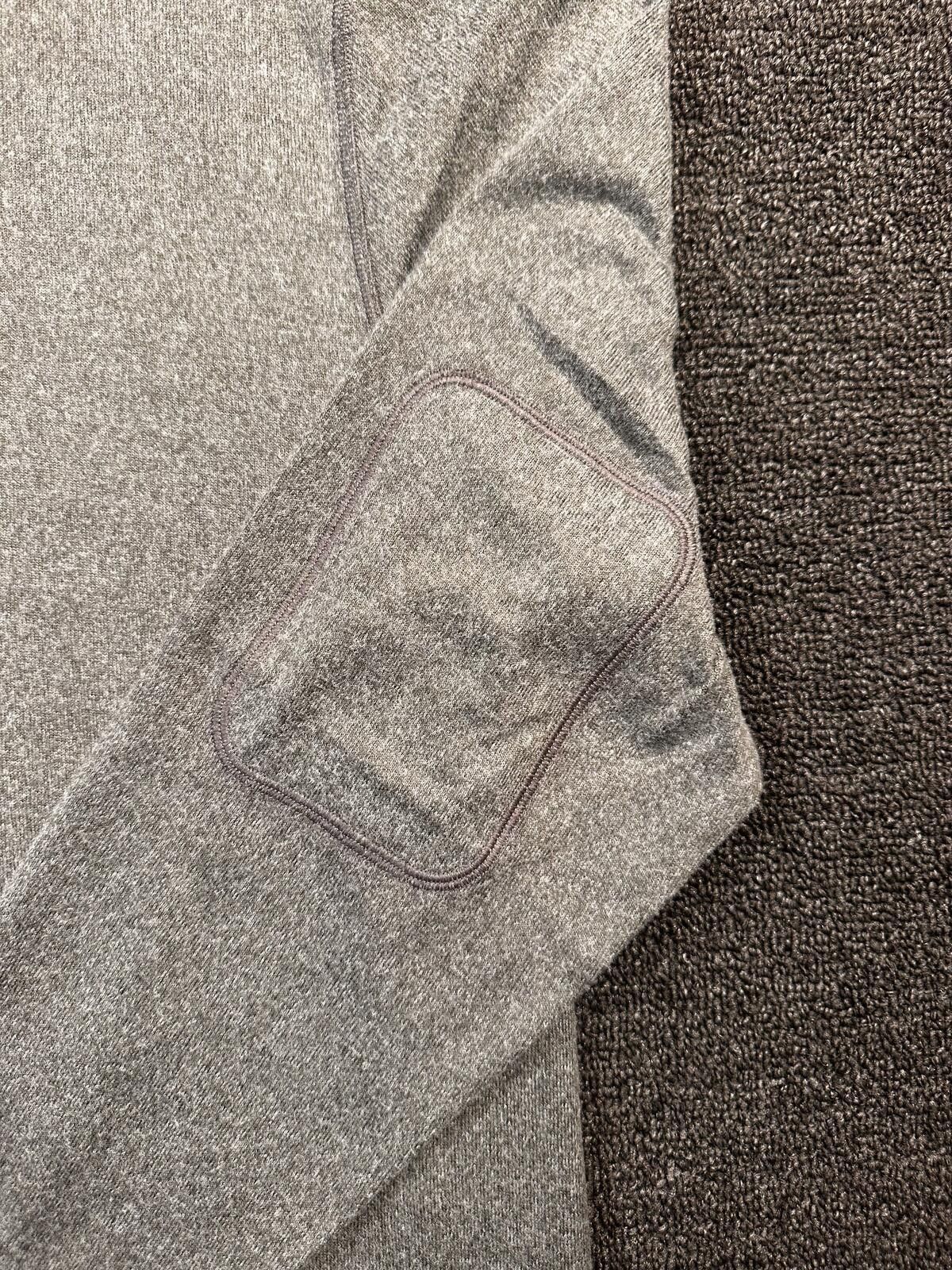 Unknown London Greg Norman Gray Quarter-Zip Sweater with Elbow Patches Size US M / EU 48-50 / 2 - 3 Thumbnail