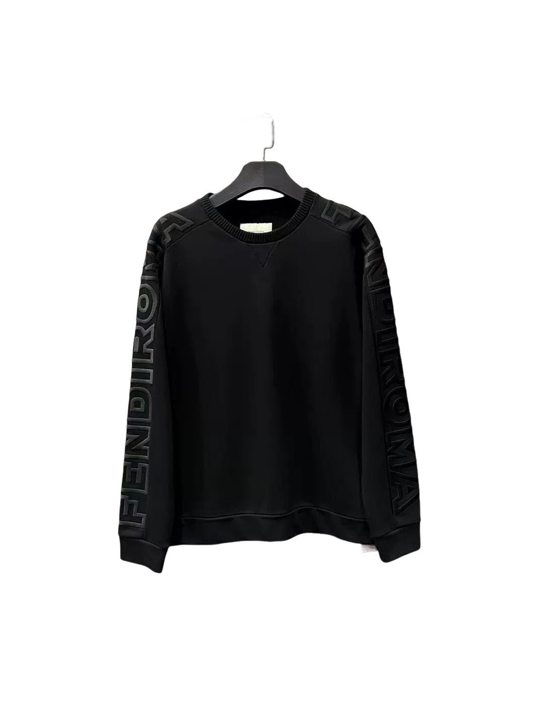 Fendi Fendi x Marc Jacobs Logo Embossed Sweatshirt XL Size US XL / EU 56 / 4 - 1 Thumbnail