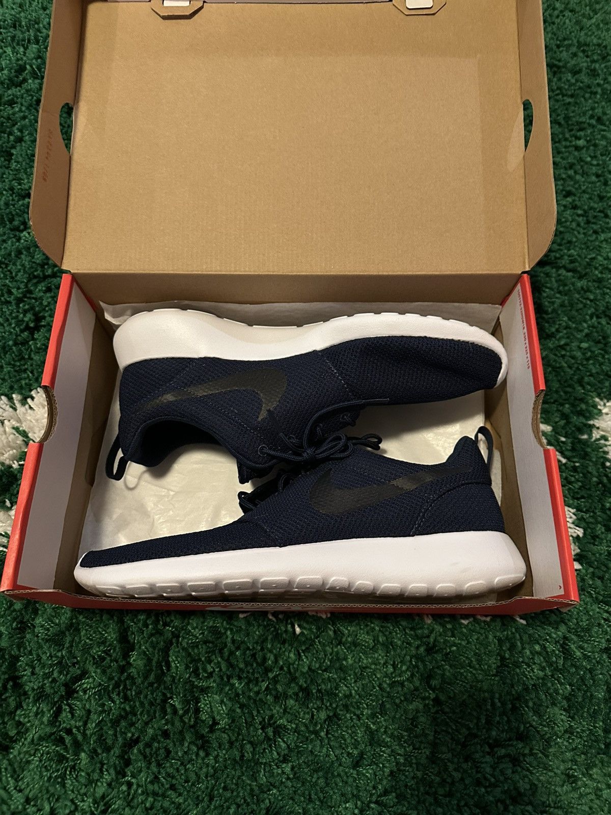 Nike Nike Roshe One Navy Sneakers 11 Size US 11 / EU 44 - 1 Thumbnail