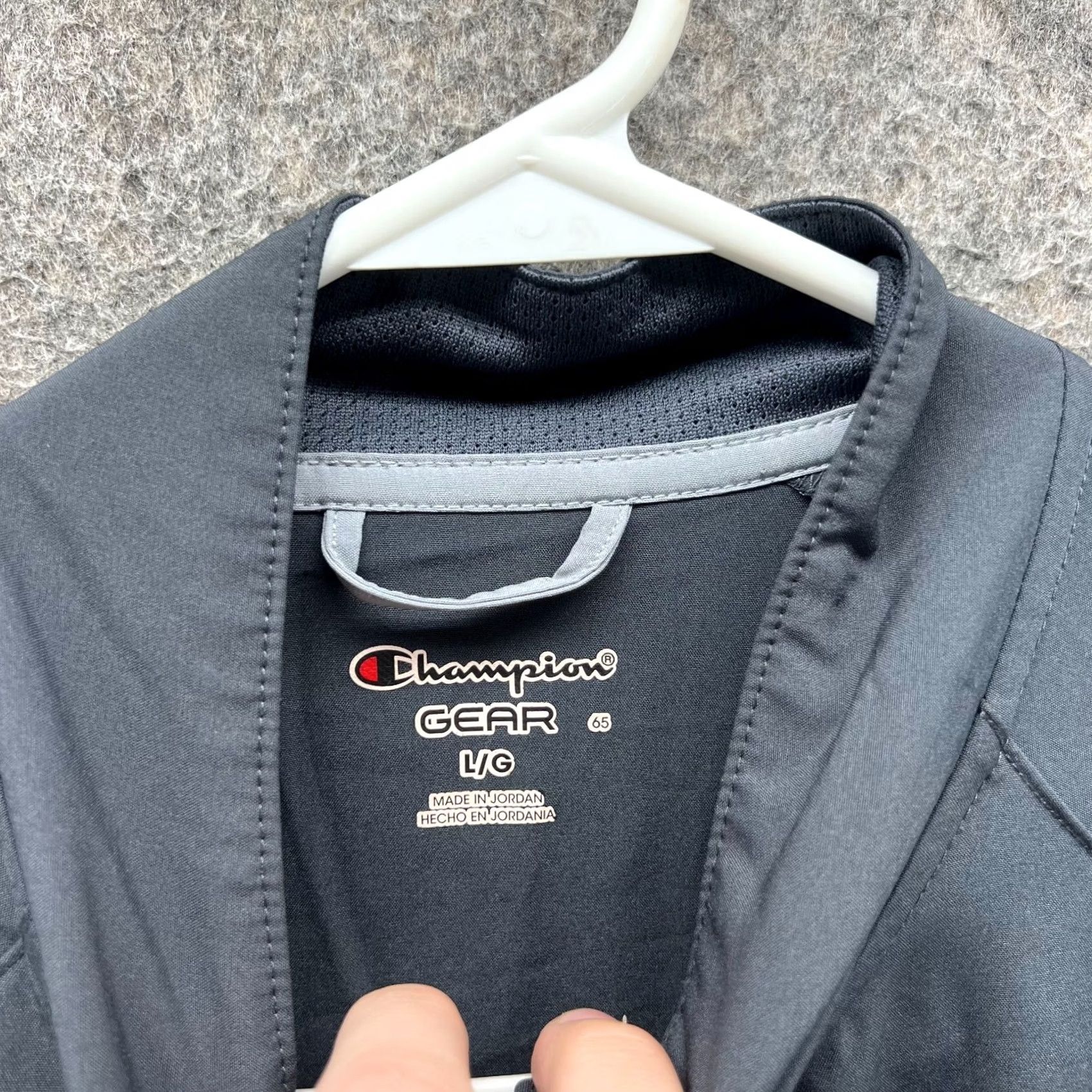Champion VINTAGE Champion Jacket Mens Large Gray Windbreaker Full Zip Performance Lightweight, Regular Fit, 2XL? Size US L / EU 52-54 / 3 - 7 Thumbnail