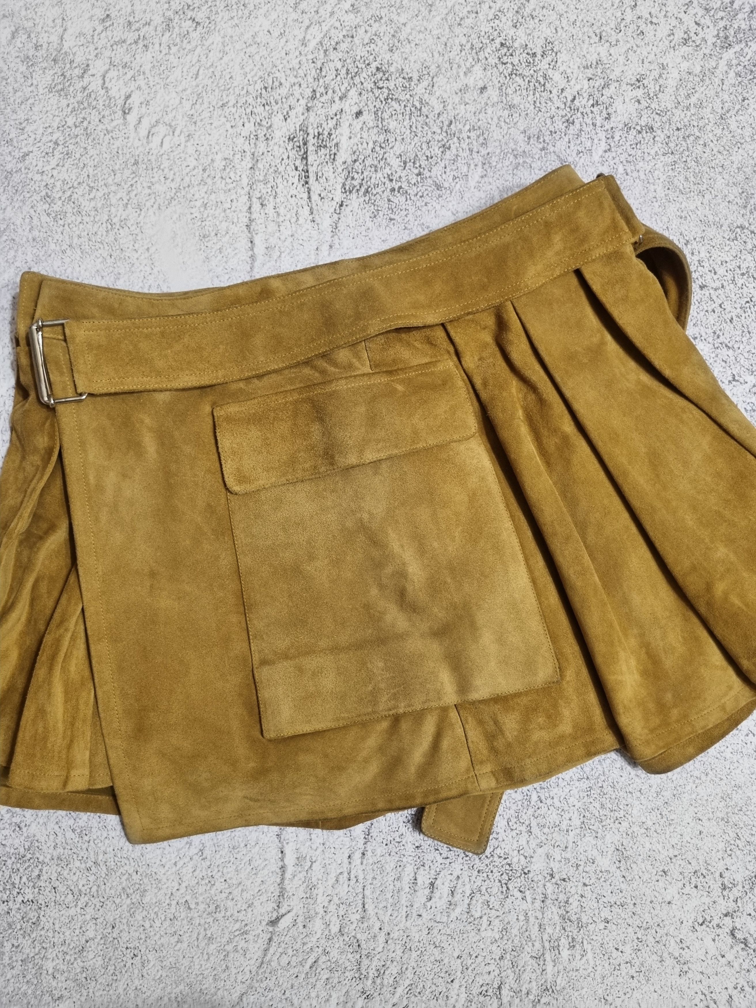Alexander McQueen Rare Alexander McQueen Vintage Genuine Leather Mini Skirt Size 28" / US 6 / IT 42 - 6 Thumbnail