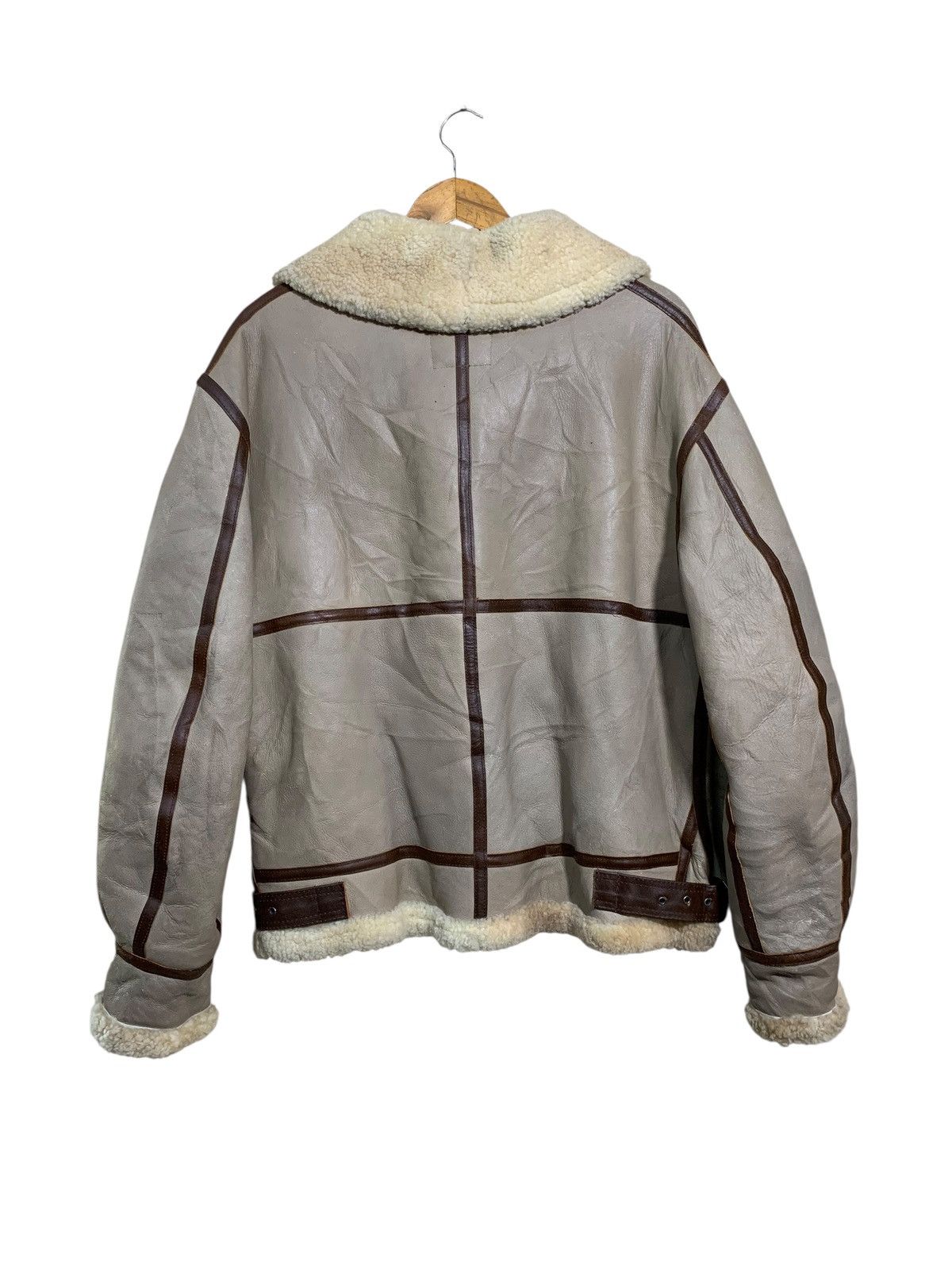Avirex 🔥VTG AVIREX TYPE B-3 SHEEPSKIN LEATHER JACKET Size US M / EU 48-50 / 2 - 4 Thumbnail