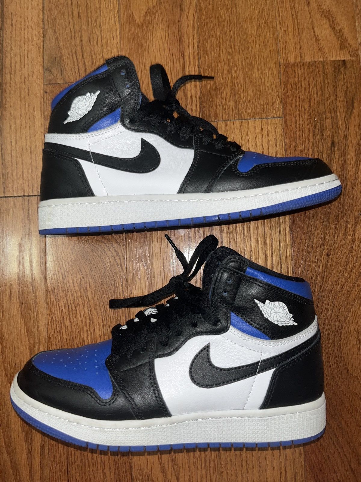 Nike Nike Jordan 1 Retro High Royal Toe Size US 6.5 / EU 39-40 - 1 Thumbnail