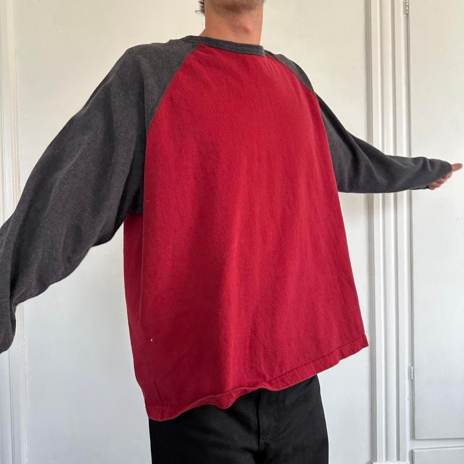 Old Navy × Vintage Vintage Y2K Old Navy Blank Basic Red Skater Longsleeve Shirt Size US XXL / EU 58 / 5 - 2 Thumbnail