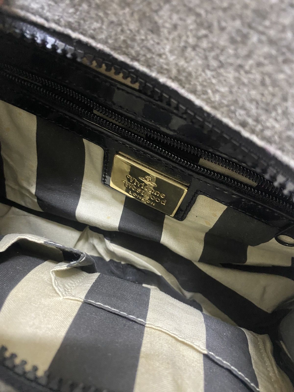 Vivienne Westwood Vintage Vivienne Westwood Luxury Bag Size ONE SIZE - 11 Thumbnail