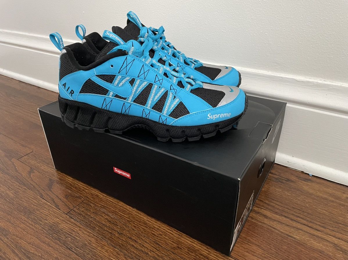Nike × Supreme AIR HUMARA ‘17 / SUPREME Size US 10 / EU 43 - 3 Thumbnail