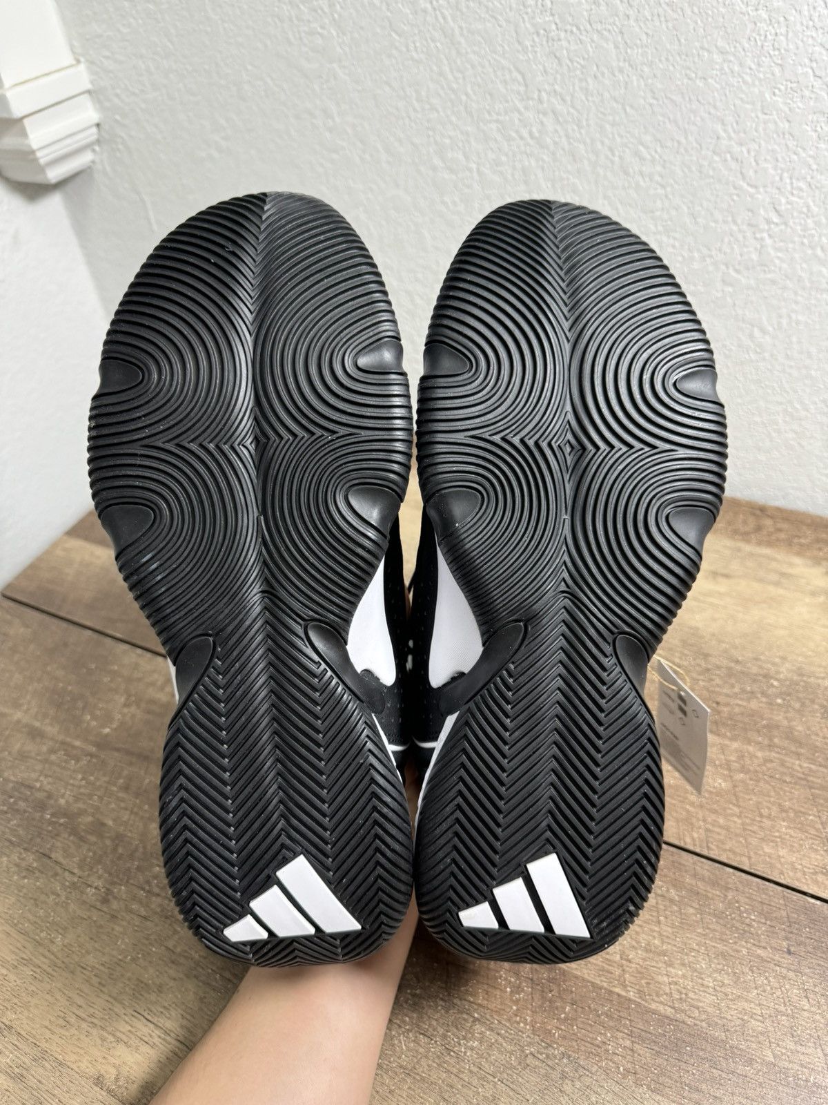 Adidas Adidas Trae Unlimited Basketball Mens 11 Black White New Size US 11 / EU 44 - 6 Thumbnail