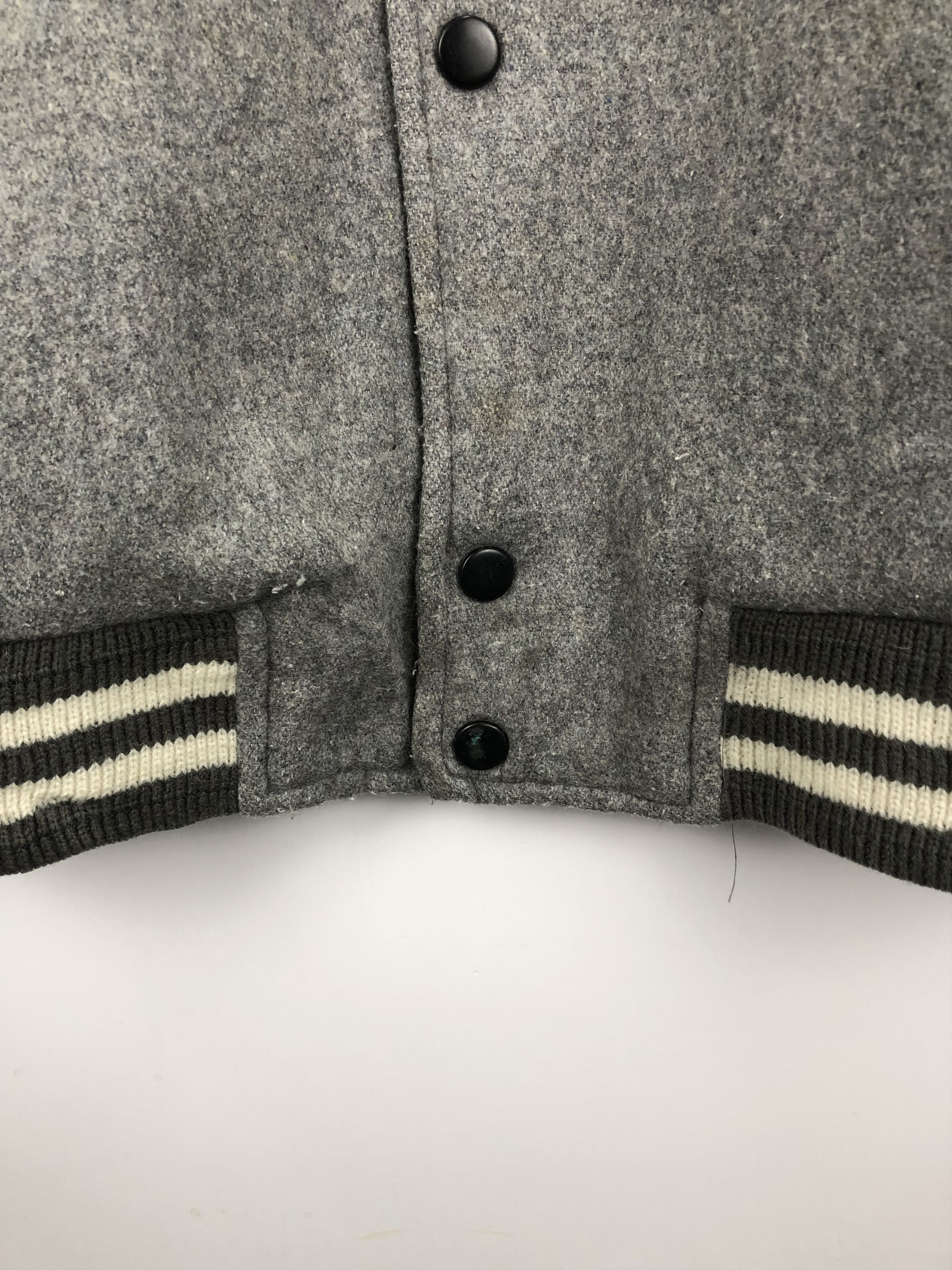 Japanese Brand Vintage 90s Japanese Brand Wool Varsity Jacket V0448 Size US L / EU 52-54 / 3 - 9 Thumbnail
