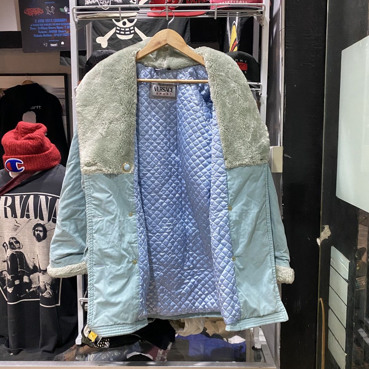 Versace × Versace Jeans Couture × Vintage VINTAGE‼️Versace Sports Fur Coats Size US L / EU 52-54 / 3 - 3 Thumbnail
