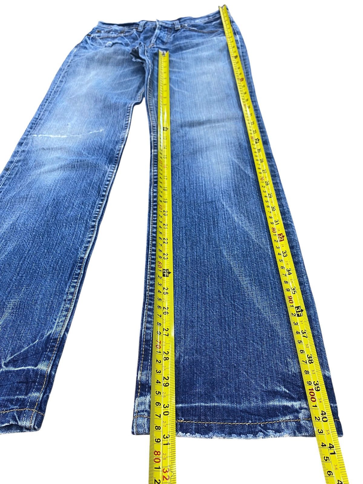 Levi's Vintage Levi’s Faded Wash Ripped Style Loose Jeans Size US 28 / EU 44 - 12 Thumbnail