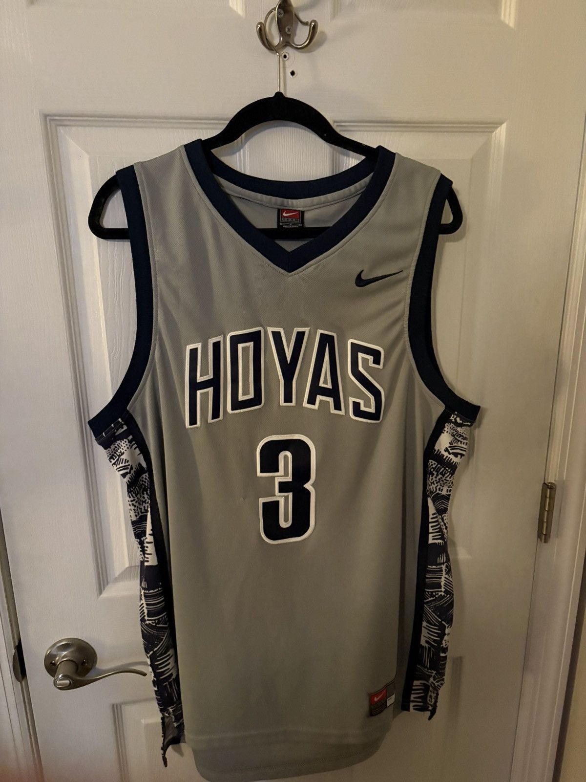 Nike Allen Iverson Hoyas Jersey Size US L / EU 52-54 / 3 - 1 Thumbnail