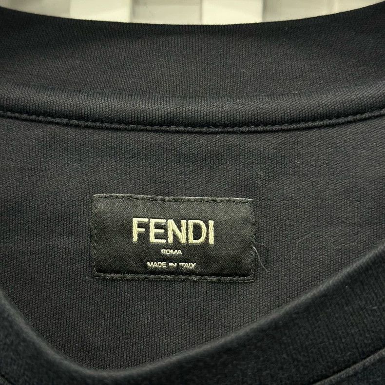 Fendi FENDI Letter Logo Short Sleeve Tshirt M Size US M / EU 48-50 / 2 - 4 Thumbnail