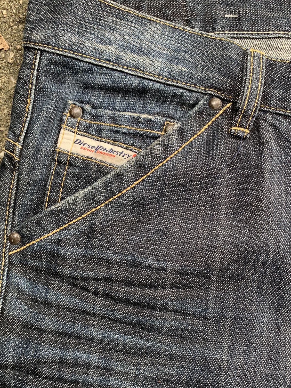 Diesel Rare.. Diesel Buckle Back Denim Jeans Pants Size US 40 / EU 56 - 13 Thumbnail