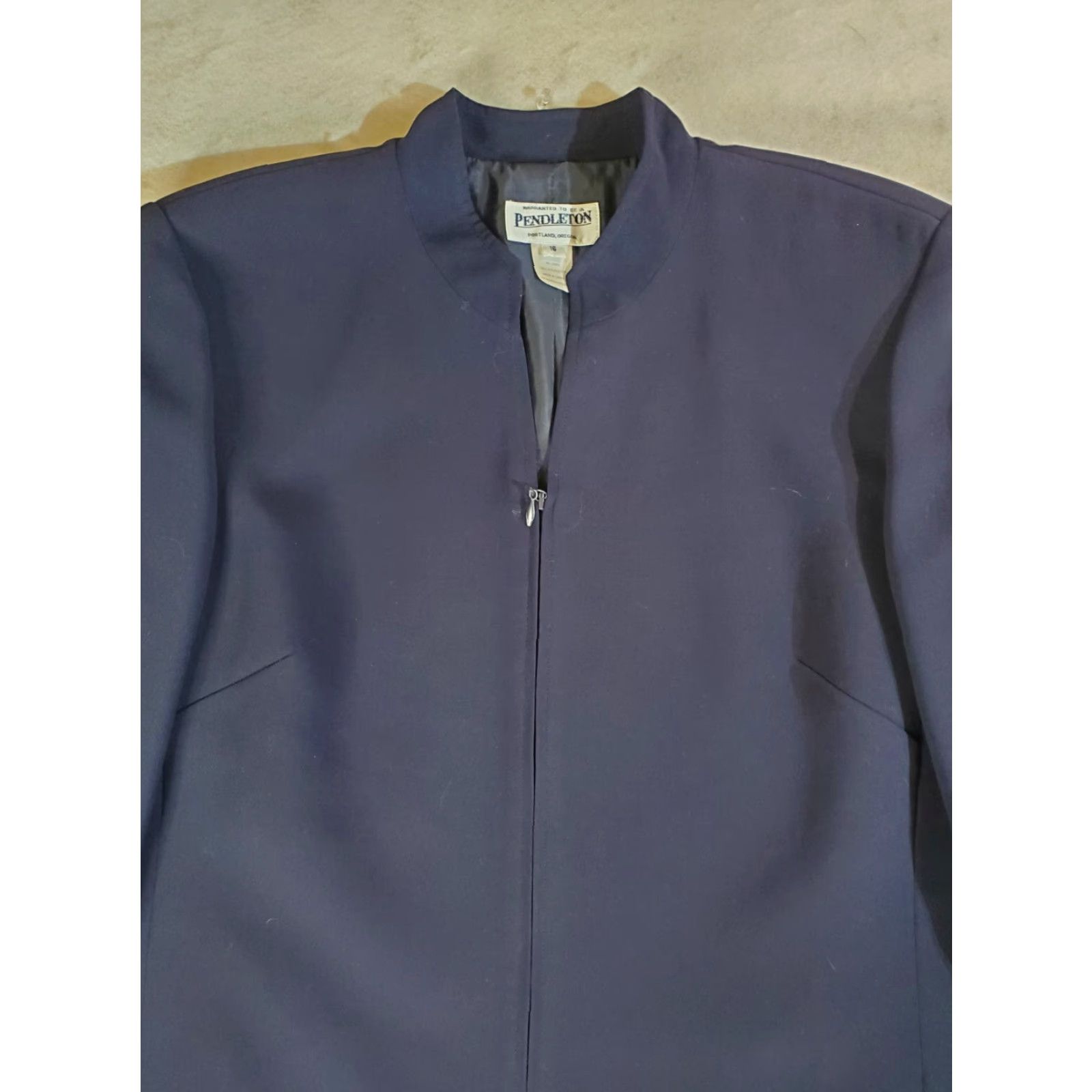 Pendleton VINTAGE Pendleton Signature Blazer/Suit Coat Women's Sz 12 -Full Zip - Dark Blue Size XL / US 12-14 / IT 48-50 - 2 Thumbnail