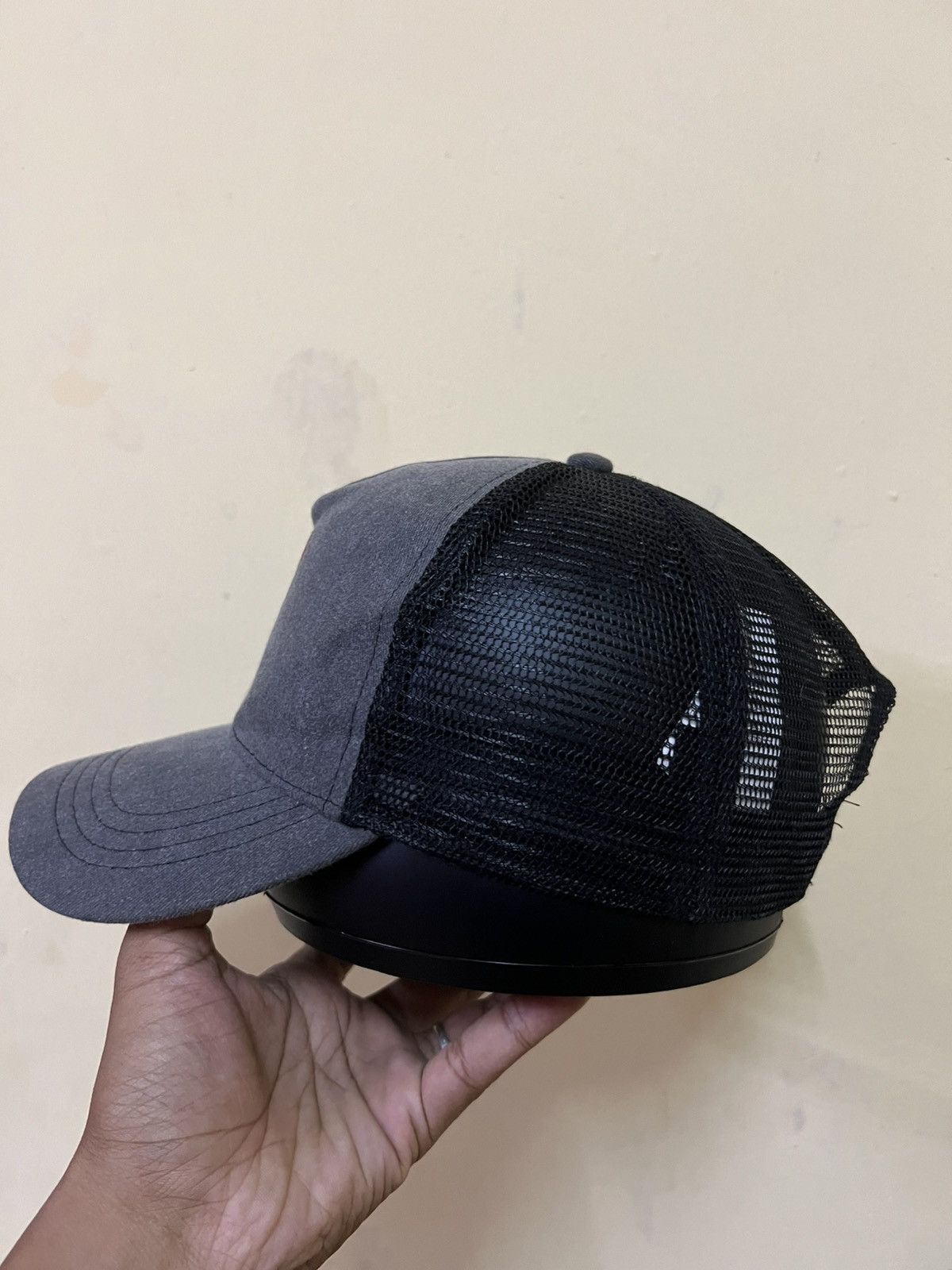If Six Was Nine H&M Mickey Mouse Trucker Hat Size ONE SIZE - 3 Thumbnail