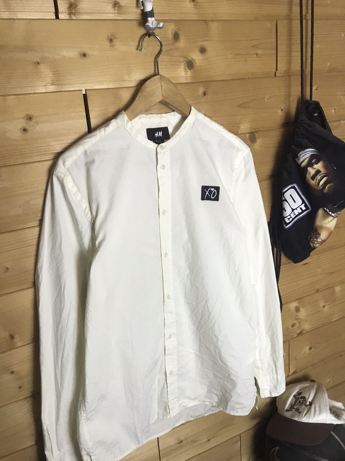 The Weeknd XO x H&M shirt Size US M / EU 48-50 / 2 - 3 Thumbnail