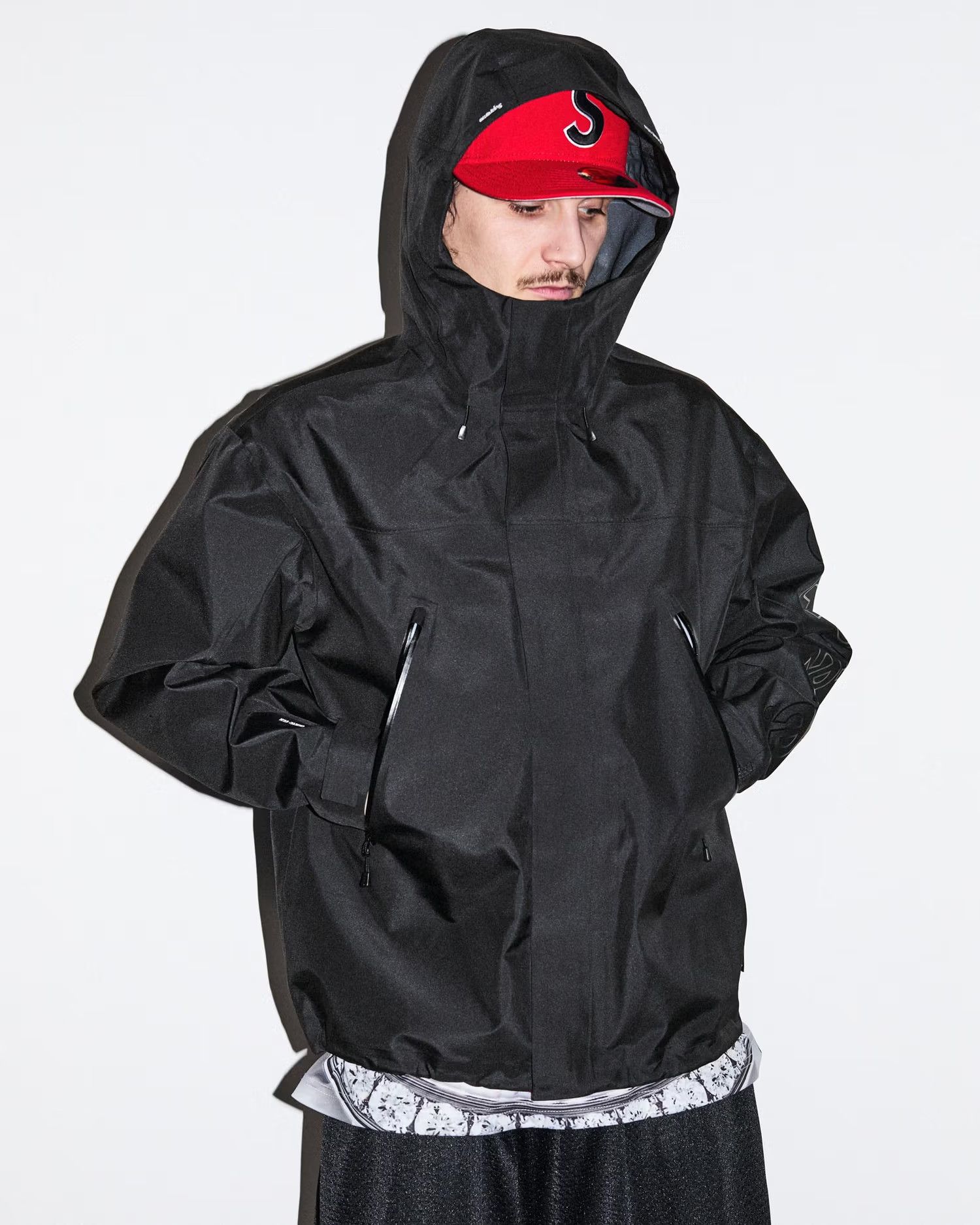 Supreme Supreme GORE-TEX Ghostface Shell Jacket Size US M / EU 48-50 / 2 - 4 Thumbnail