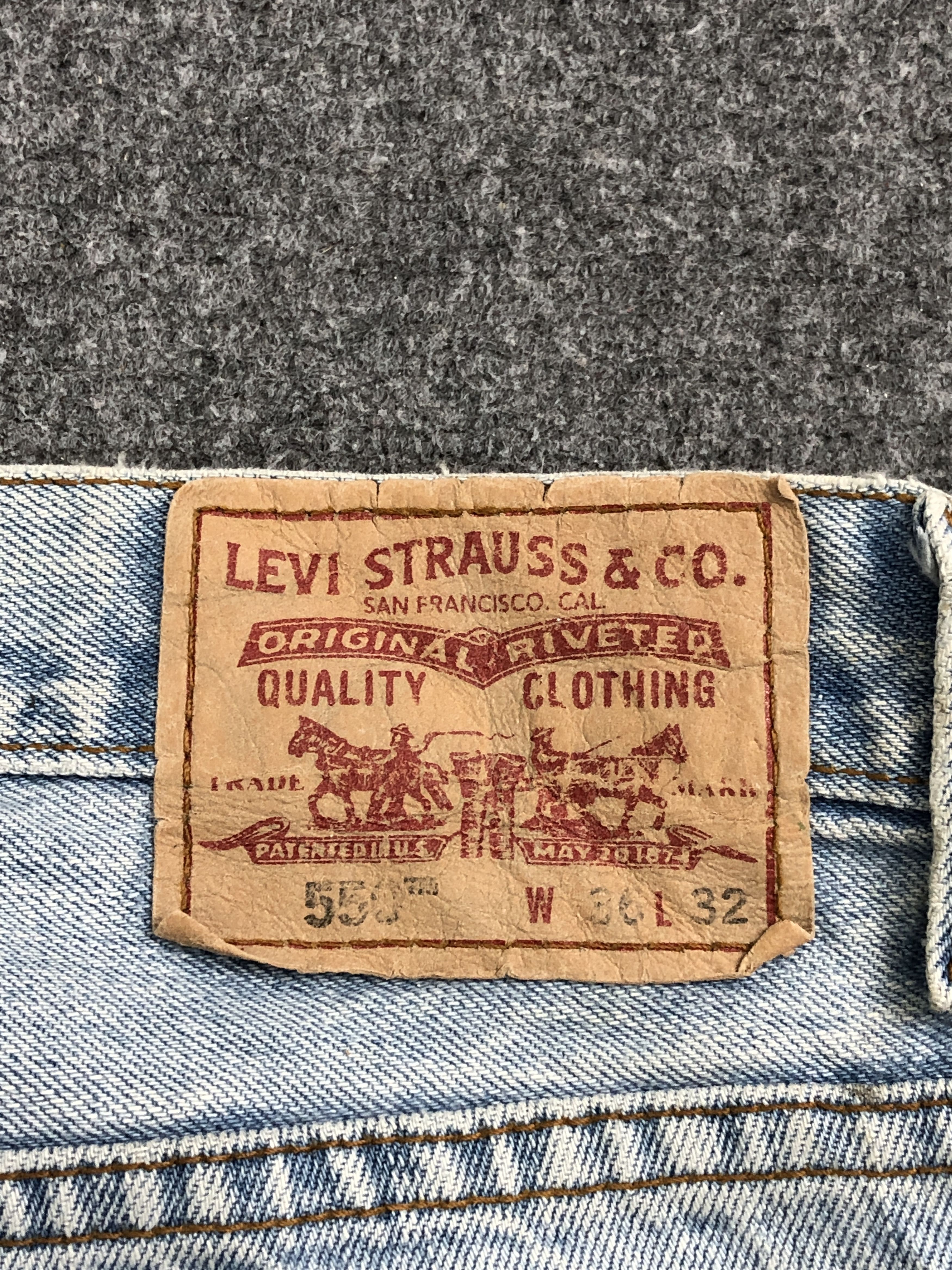 Levi's Light Washed Vintage Levis 550 Jeans DP2520 Size US 35 - 5 Thumbnail