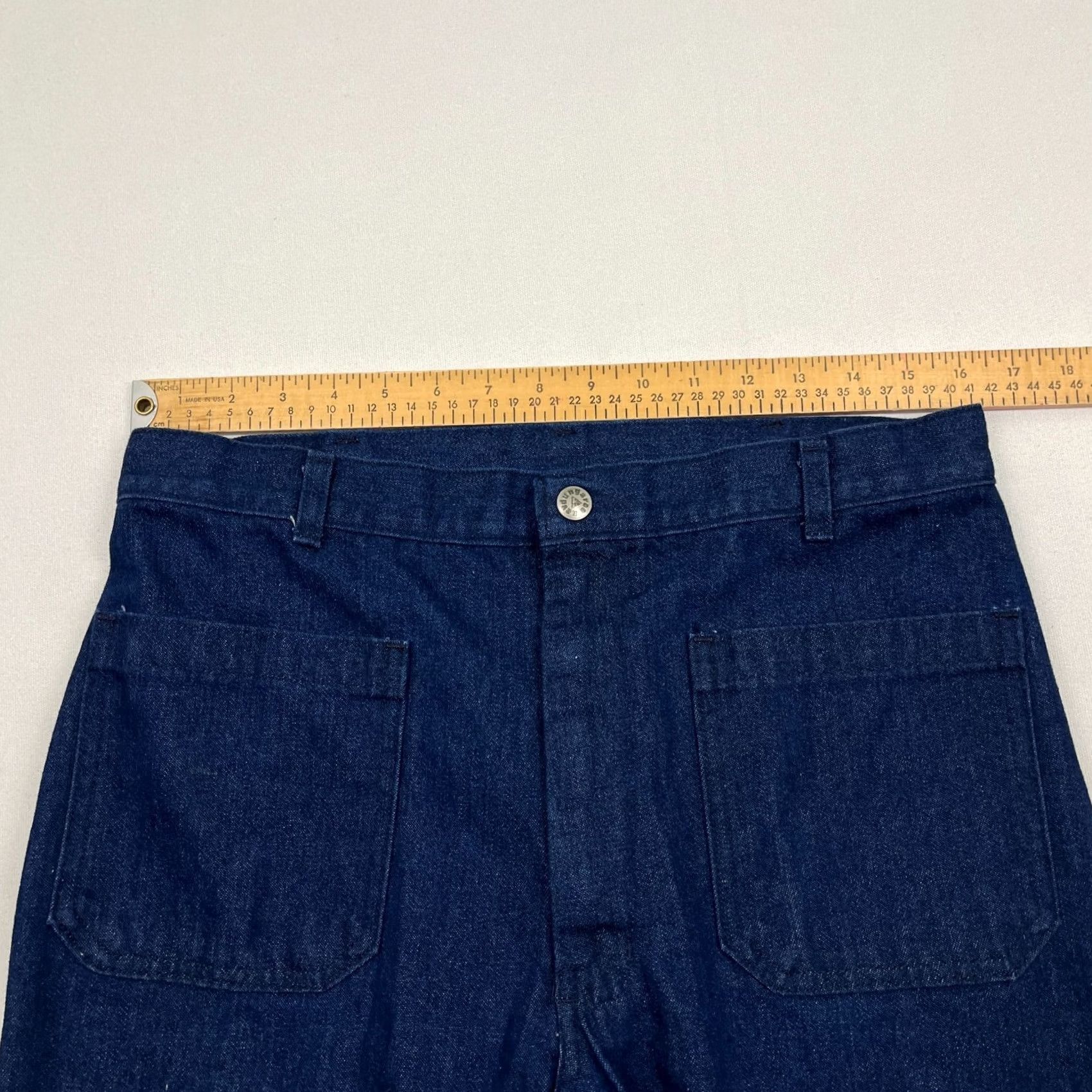 Bell VINTAGE Navdungarees Jeans Mens 32x34 Denim Blue 80s Flared Bell Utility Trousers US Navy Baggy Size US 32 / EU 48 - 4 Thumbnail