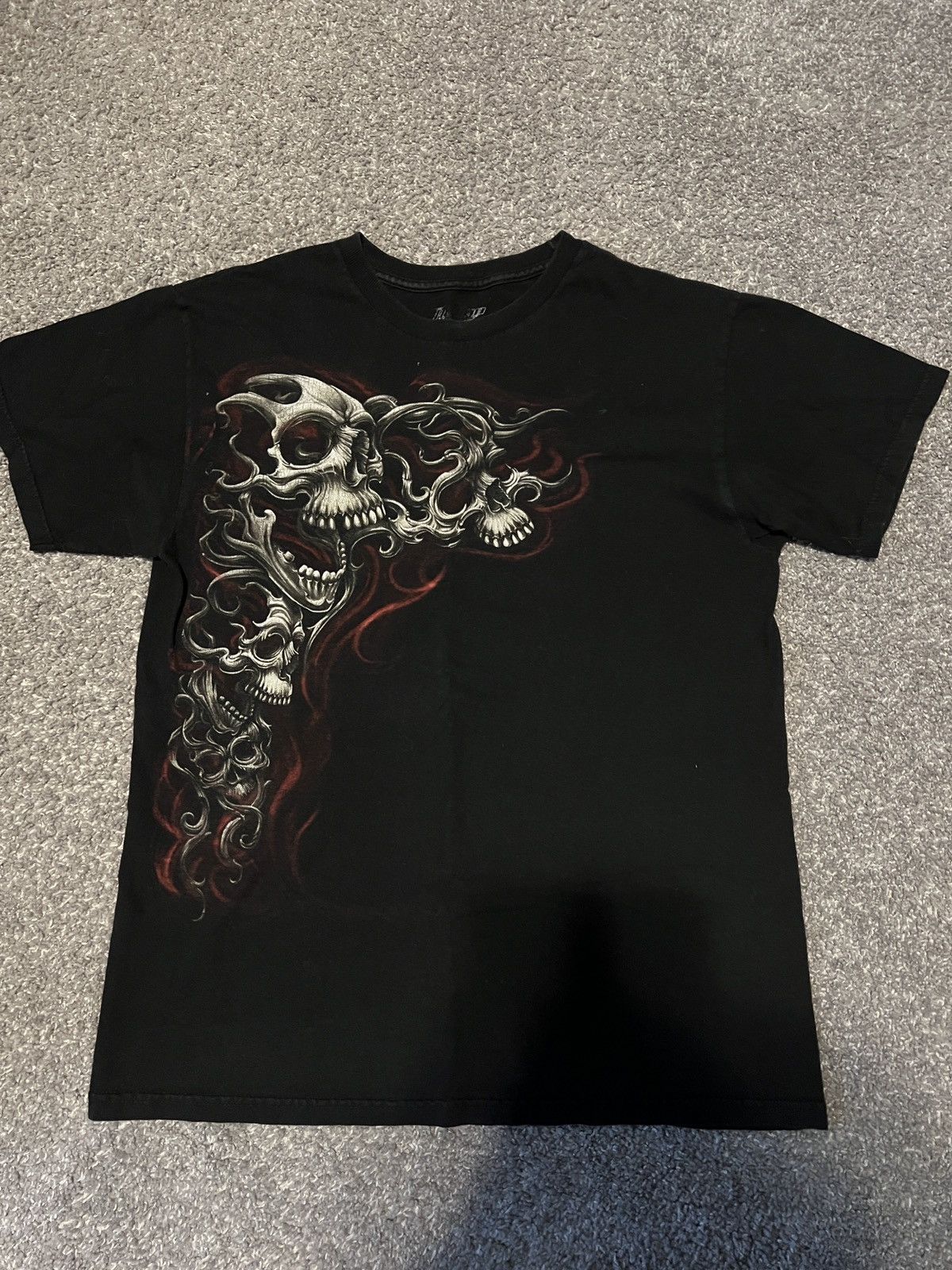 Vintage Skull Tee Size US M / EU 48-50 / 2 - 1 Thumbnail