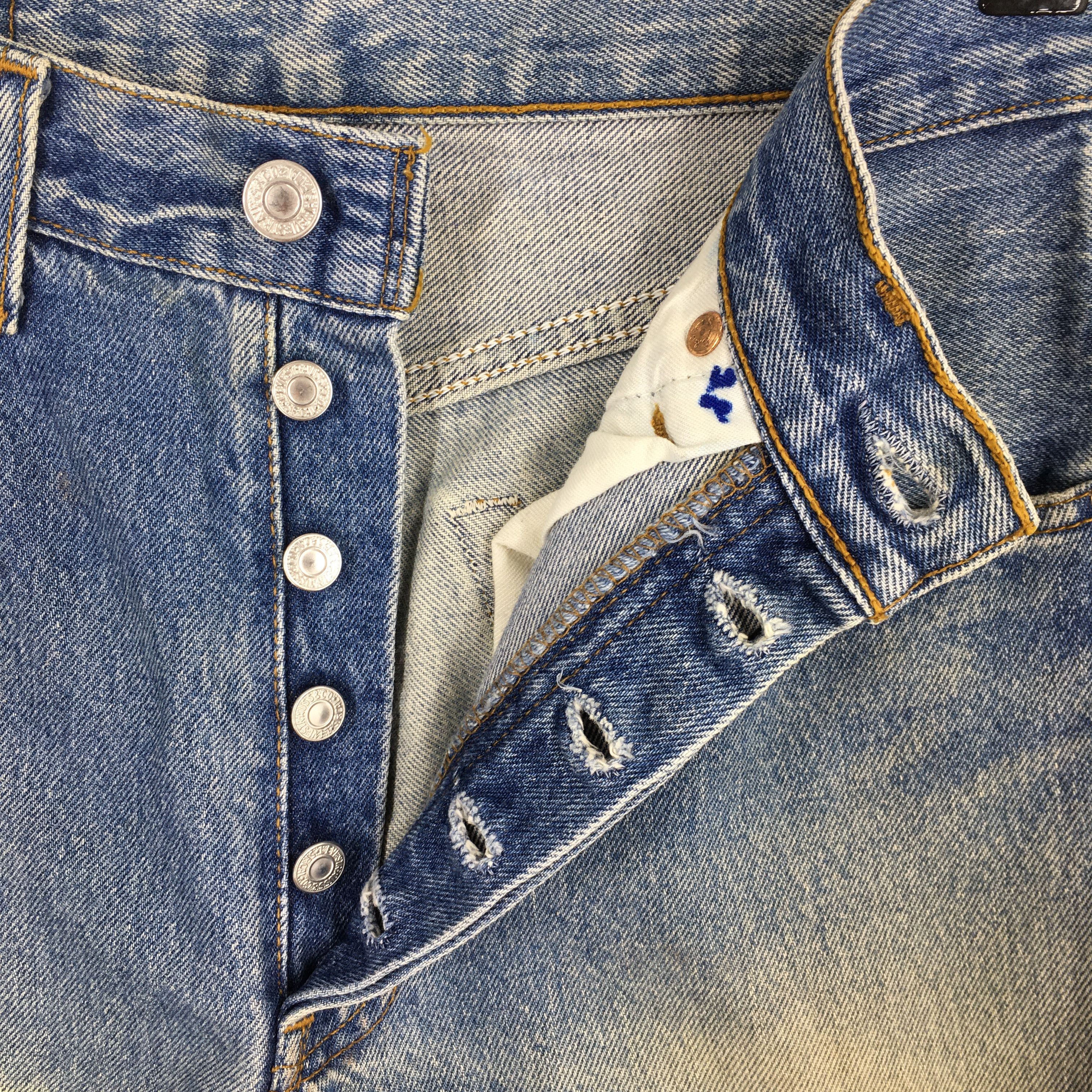 Levi's Size 29x32 Vintage 90s Levi's 501 Faded Blue Jeans S965 Size US 29 - 6 Thumbnail