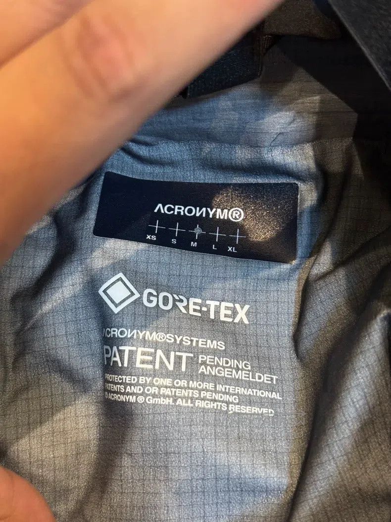 Acronym Acronym Overcoat Size US M / EU 48-50 / 2 - 4 Thumbnail