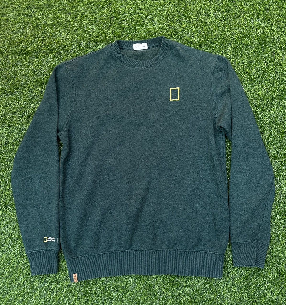 Vintage national geographic tentre long sleeve crew neck Size US S / EU 44-46 / 1 - 1 Thumbnail