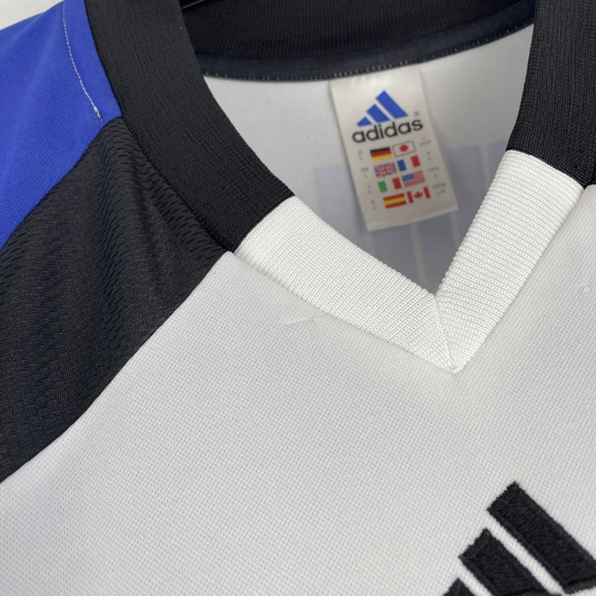 Adidas Vintage FC Wil Adidas Home Signed Jersey Shirt 2002/2003 Size US L / EU 52-54 / 3 - 6 Thumbnail