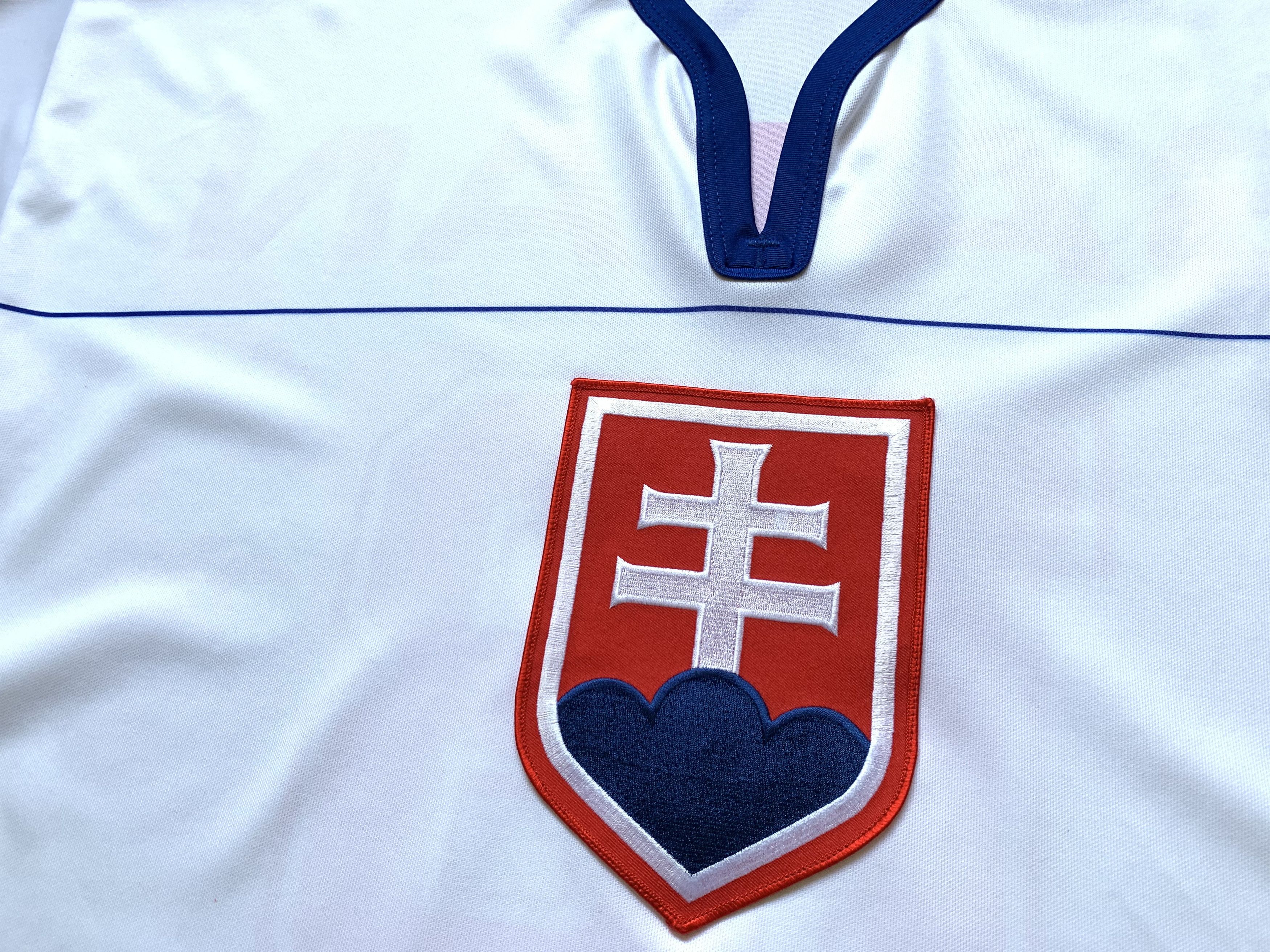 NHL × Vintage Vintage Slovakia Miroslav Satan #18 Hockey Jersey Size US L / EU 52-54 / 3 - 5 Thumbnail