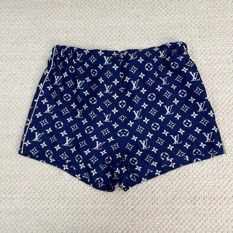 Louis Vuitton Louis Vuitton Silk Blue Full Print Shorts Size 37" - 1 Thumbnail