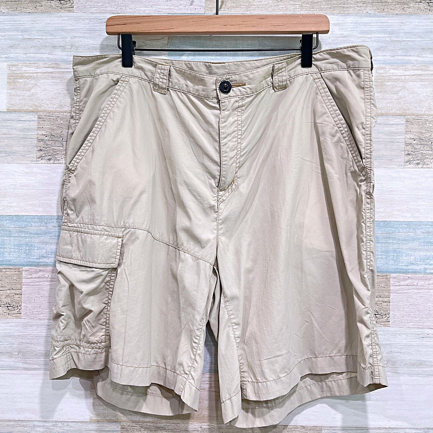 Columbia Columbia 9 Battle Ridge II Cargo Shorts Beige Ripstop 40 Grailed
