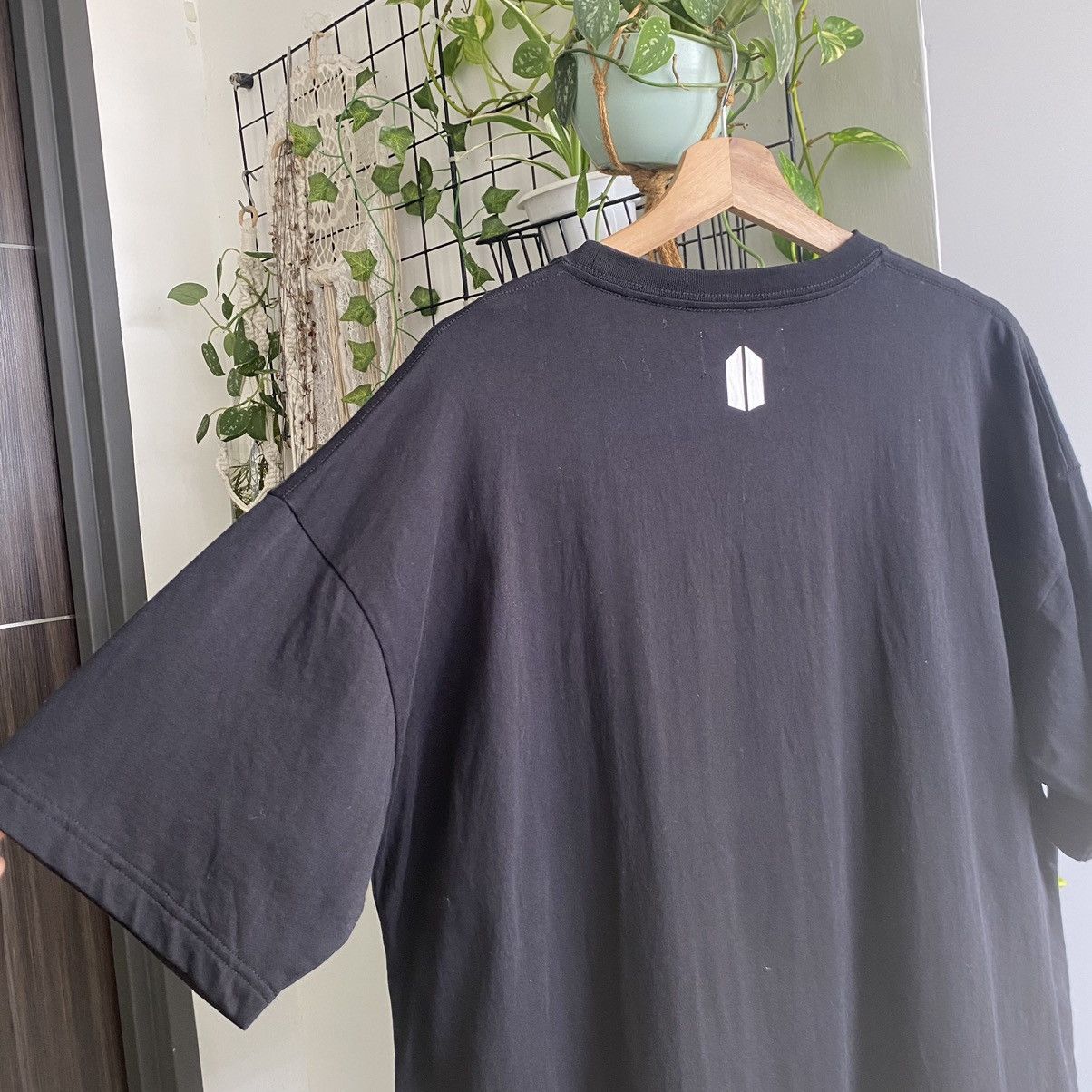 Band Tees Suga BTS South Korean Kpop Boy Band Oversized ERD GRUNGE TEE Size US L / EU 52-54 / 3 - 7 Thumbnail