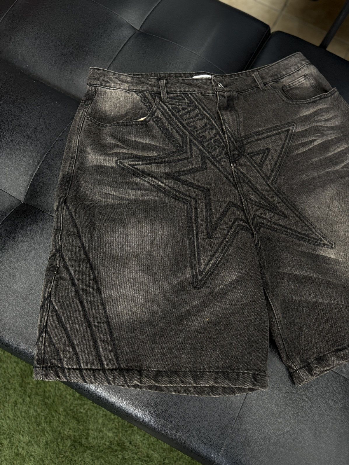 Vale Valley Vale Black Shorts Size 38 (NEW) Size US 38 / EU 54 - 6 Thumbnail