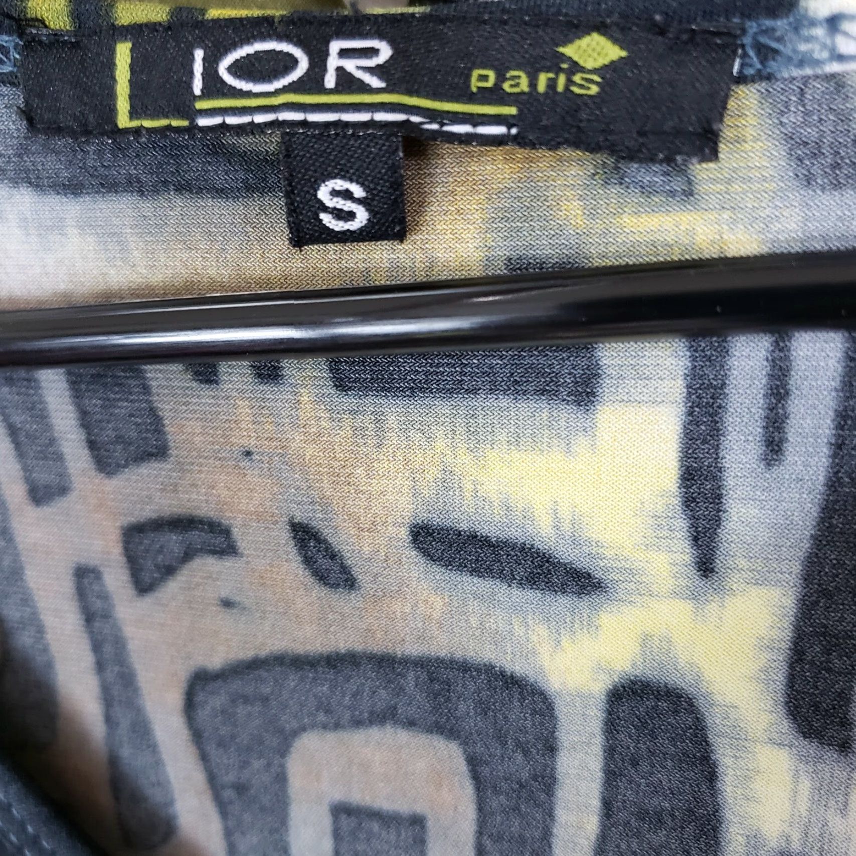 Vintage Lior Paris Womens Blouse Tunic Shirt 3/4 Sleeve V-Neck XS Small Black Yellow Geometric Pattern Size S / US 4 / IT 40 - 4 Thumbnail